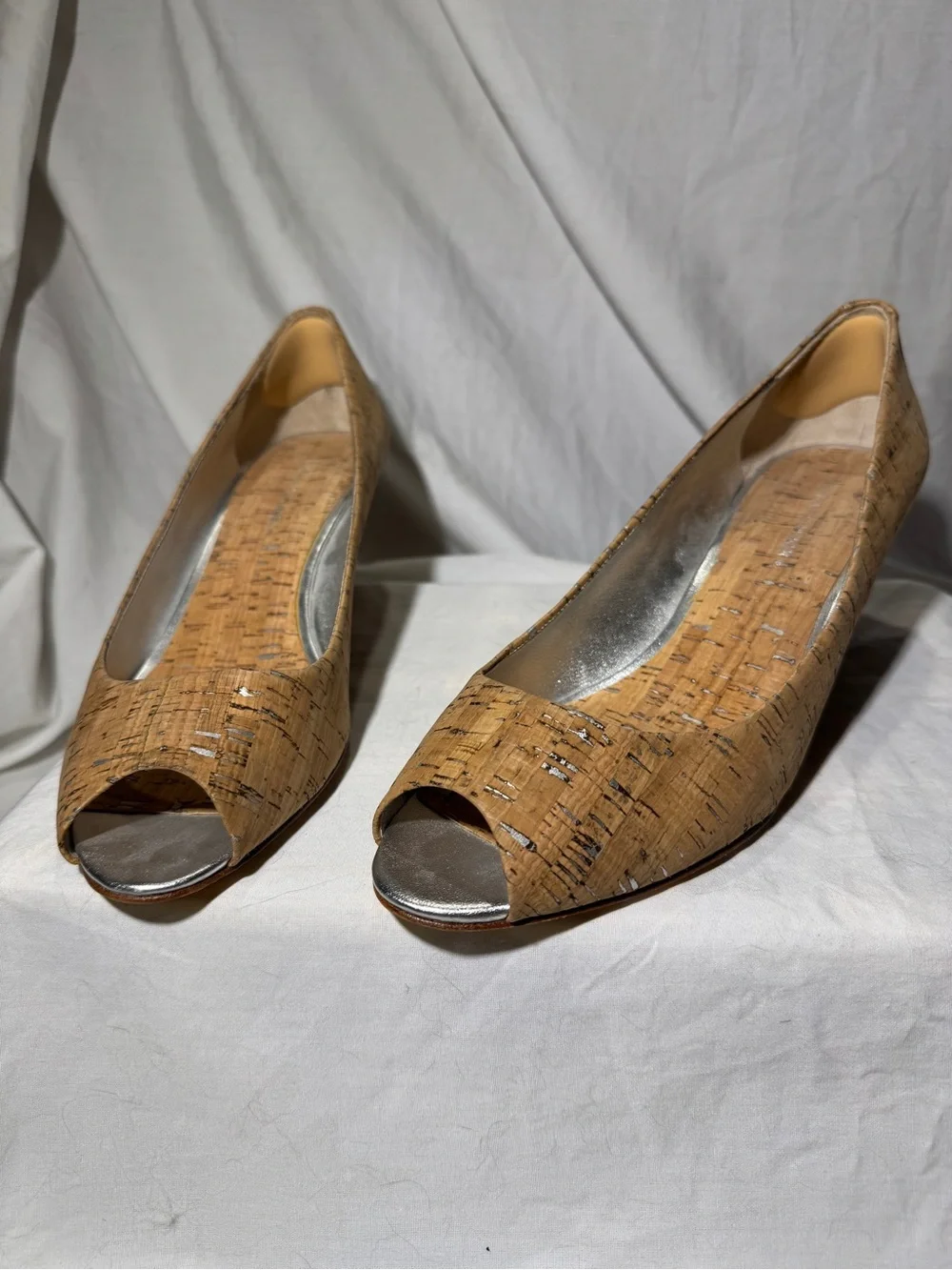 Donald J. Pliner CORK LOW WEGDE PEEP TOE PUMP 11 M $398.00 MSRP LOOKS FANTASTIC